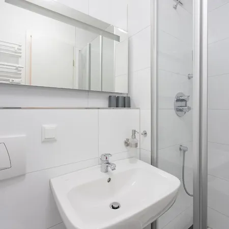 Apartment Mit Grossem Balkon Im Seepark