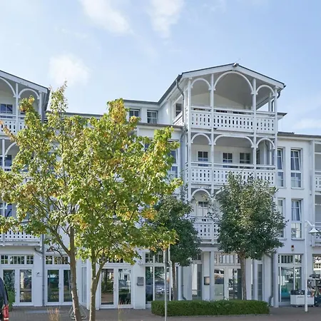 Mit Grossem Balkon Im Seepark Apartment Sellin (Rugen)