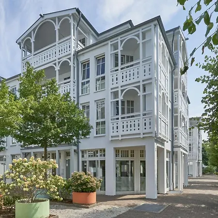 Mit Grossem Balkon Im Seepark Apartament Sellin (Rugen)